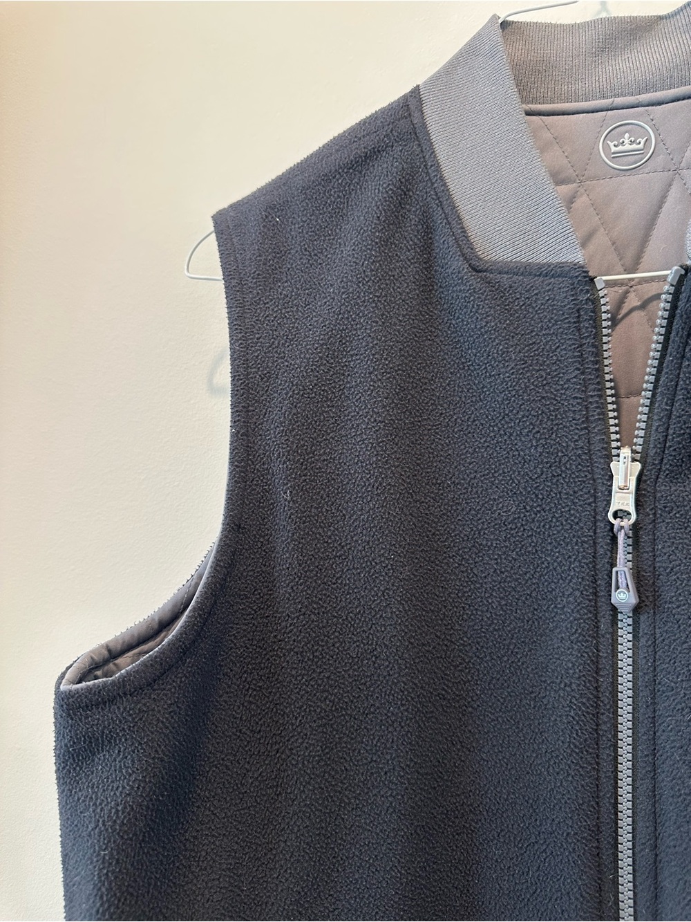 Peter Millar Thermal Block Reversible Vest Black Gray Size Medium Golf Preppy - Picture 15 of 16